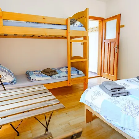 Rekreacni Areal Vlastovci Camping Rodowitz